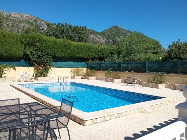 Property 2453 - Image 2